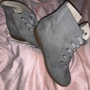 Tan ankle boots - size 7 - Indigo rd